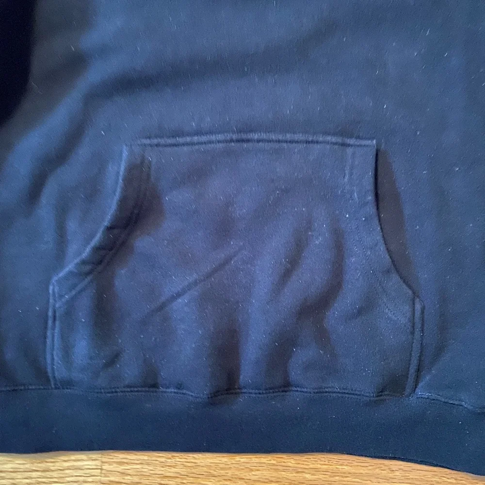 Sweatshirt - Picture 7 of 8